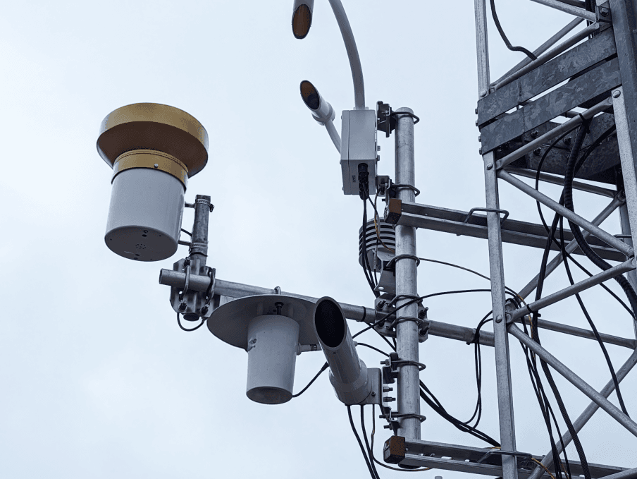 Ontario: Municipal Airport Automated Weather Observation System (AWOS) image 1