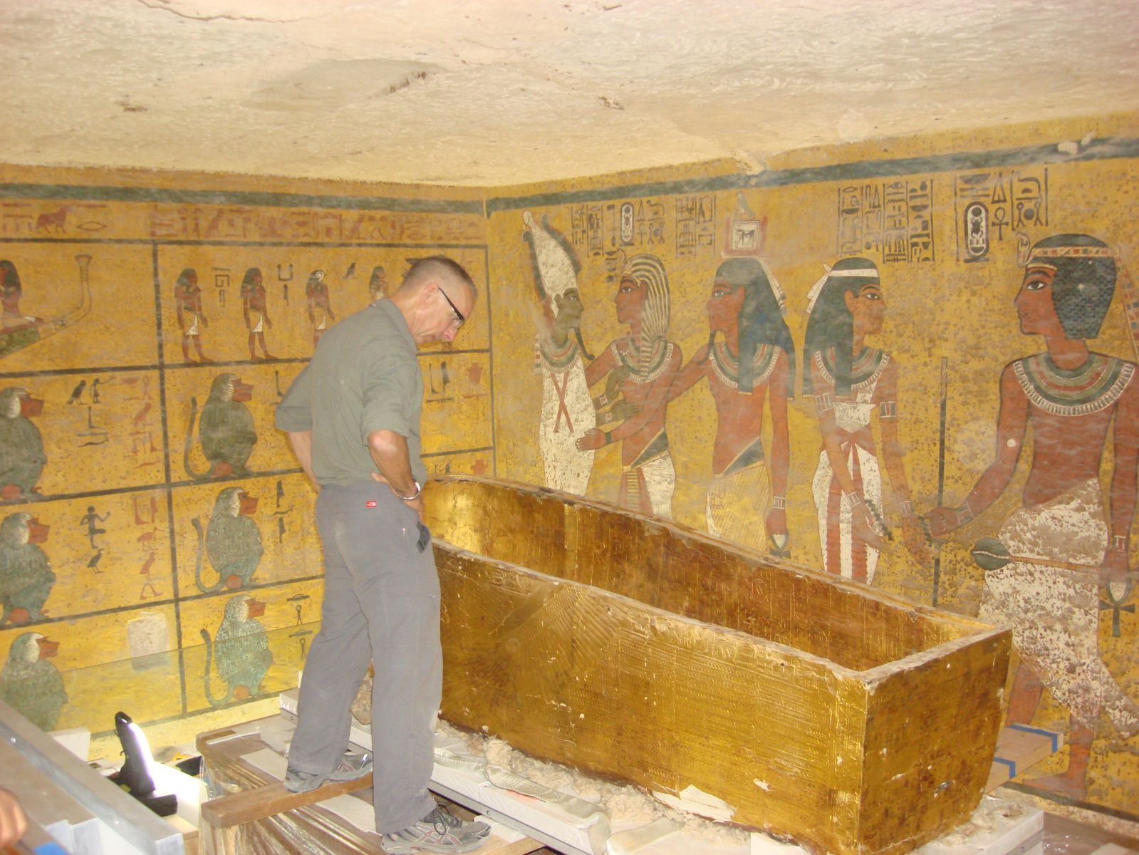 Egypt: Preserving King Tut's Tomb image 1