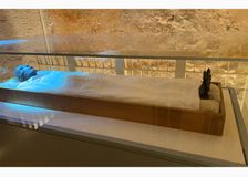 Egypt: Preserving King Tut's Tomb image 6