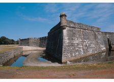 Florida: Crack Monitoring at a Historic Site image 3