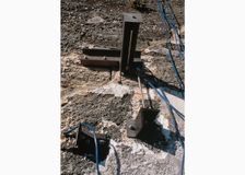 Florida: Crack Monitoring at a Historic Site image 2