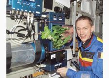Space Farmers image 5