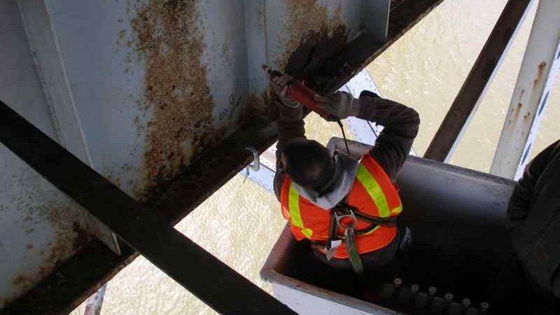 Pennsylvania: Assessing Bridge Fatigue Life