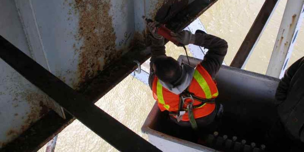 Pennsylvania: Assessing Bridge Fatigue Life